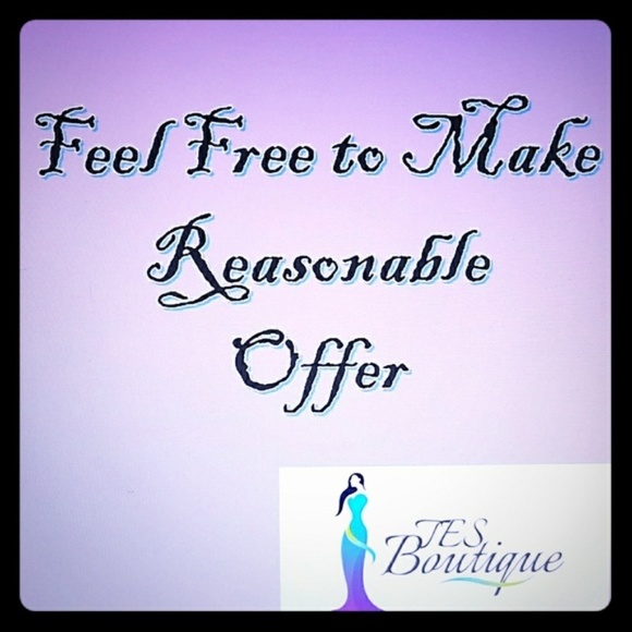 NWT ANTHROPOLOGIE Crochet Design 3/4 Sleeve Top - Picture 2 of 2